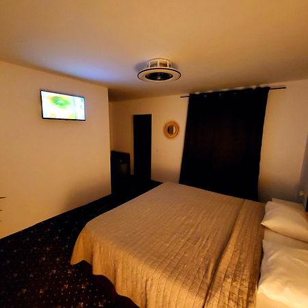 Forest Inn Izvorani المظهر الخارجي الصورة