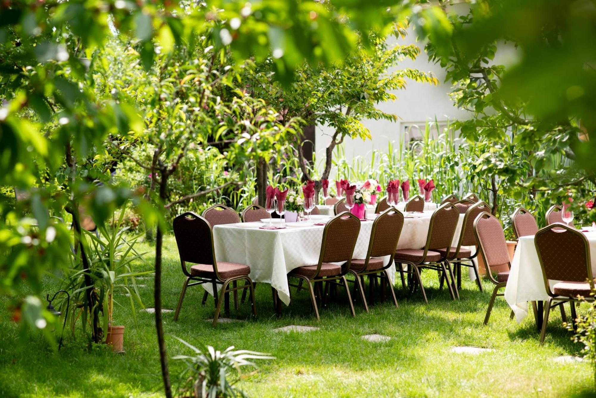 Forest Inn Izvorani المظهر الخارجي الصورة